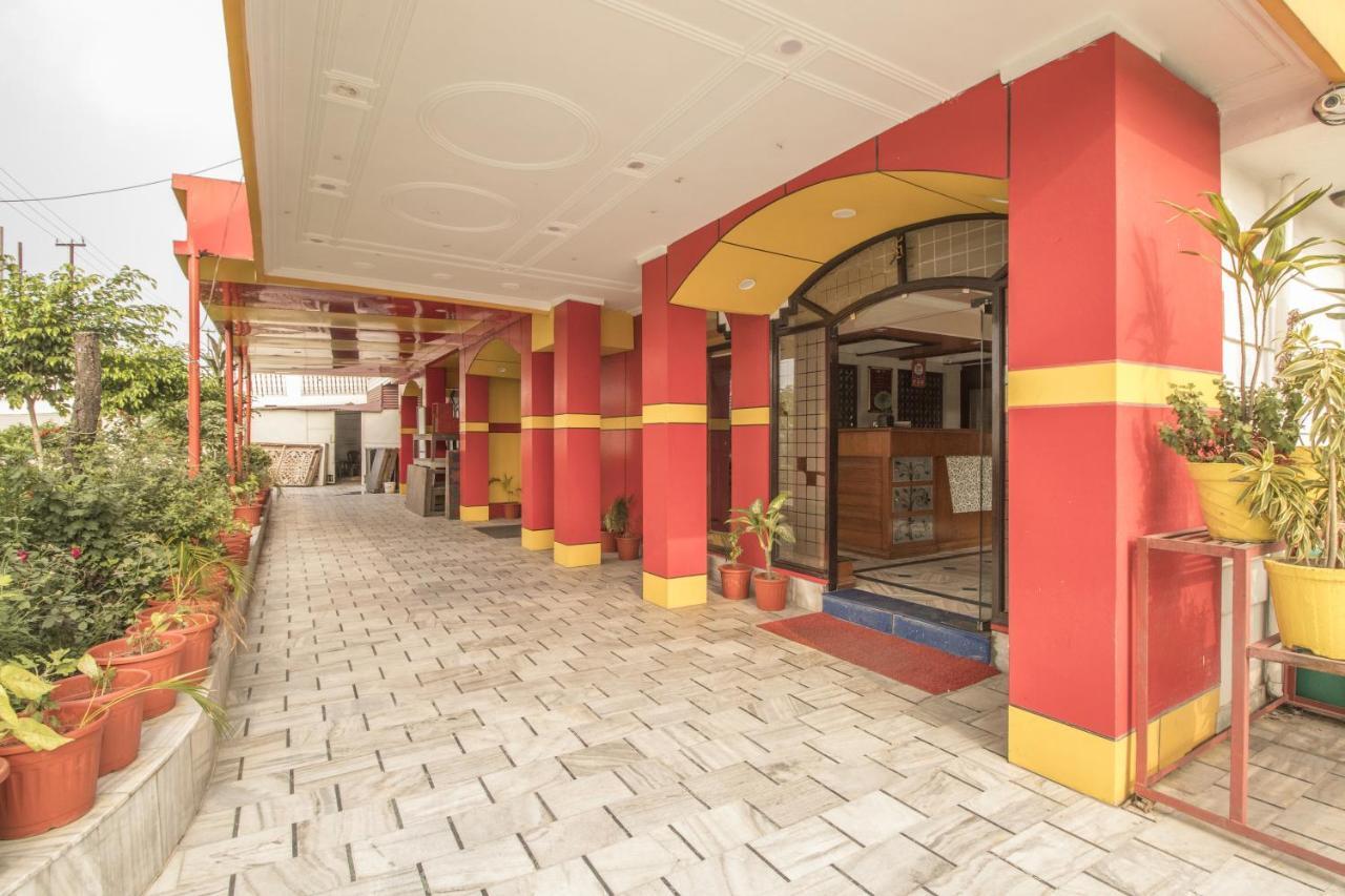 Wow Stayz2 Hotel Jahanvi Dale Haridwār Eksteriør billede