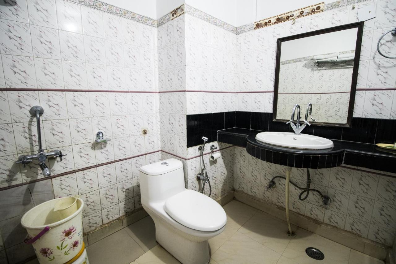 Wow Stayz2 Hotel Jahanvi Dale Haridwār Eksteriør billede
